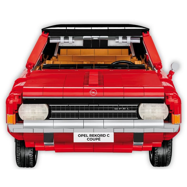 Opel Rekord C Coupe - Executive Edition - fot. 4