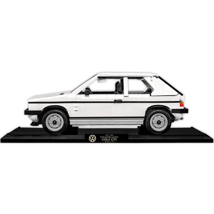 Volkswagen Golf GTI (1976-1983) - Executive Edition - fot. 3